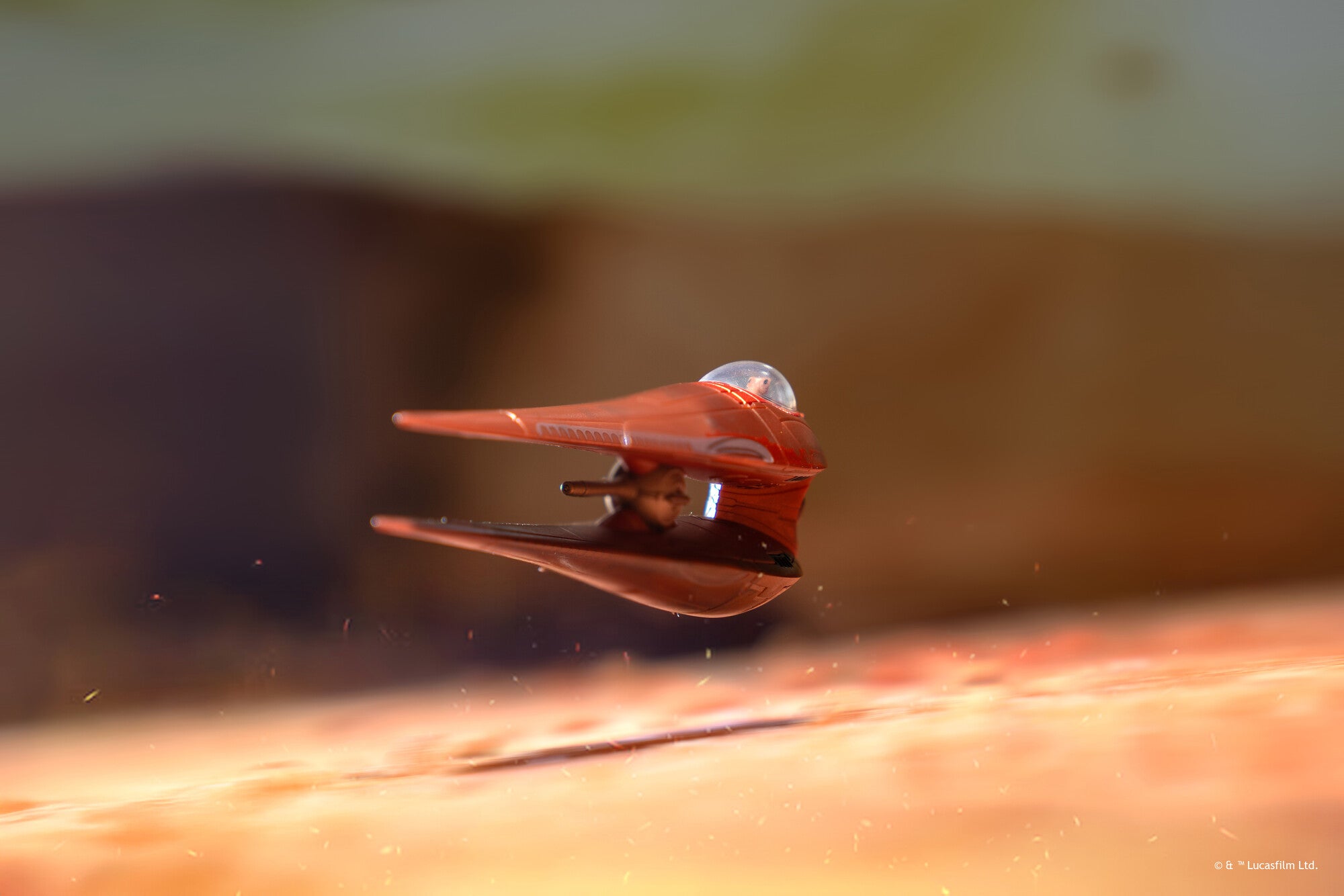 STAR WARS™ Micro Galaxy Squadron Geonosian Starfighter - Image 8